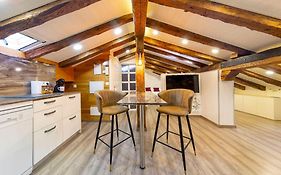 Cozy Attic In The City Center Of Soria